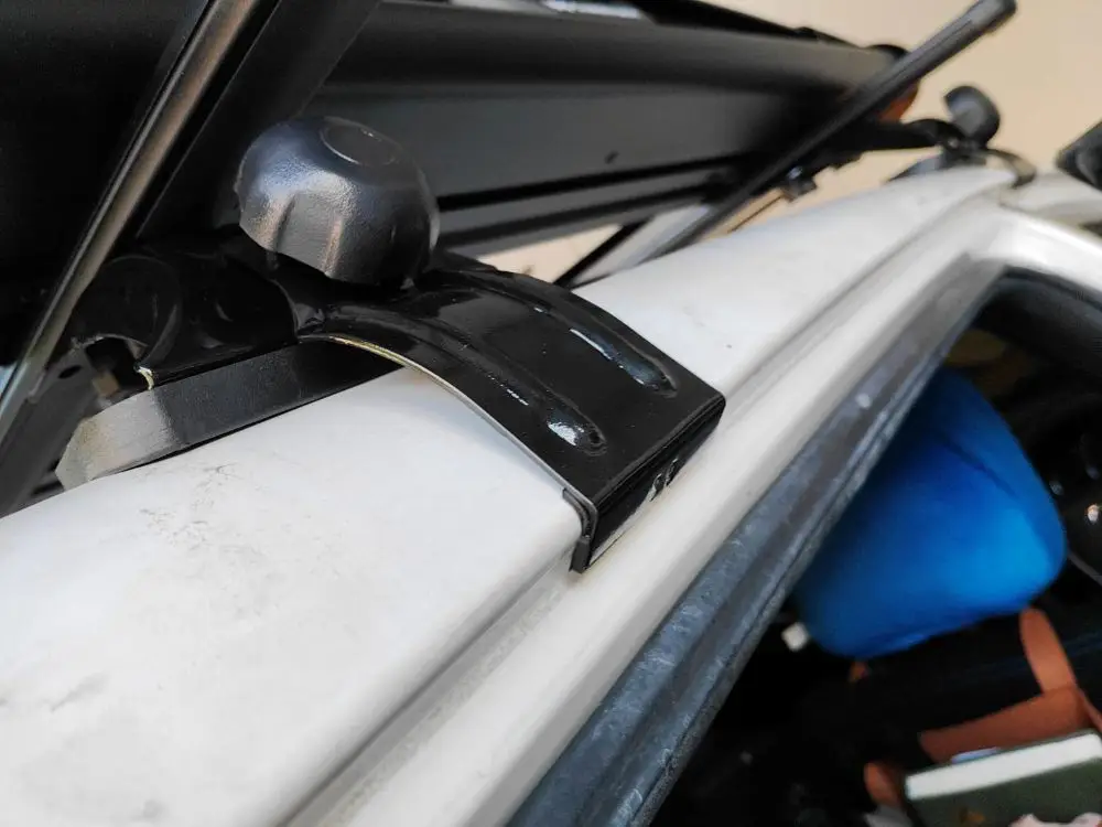 ขาจับแร็คหลังคาแบบหนีบประตูรถ